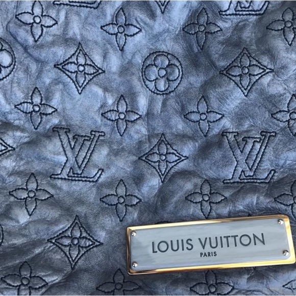 Authentic Louis Vuitton Handbag - Picture 7 of 8